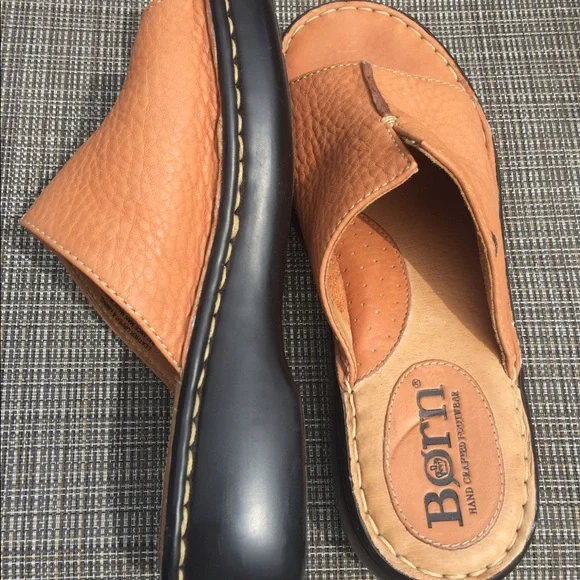 Born Leather Shoes.  size 8 - Picture 4 of 6